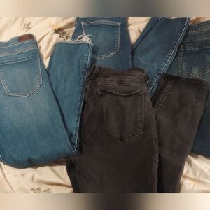 4 prs Abercrombie & Fitch 31/12 skinny